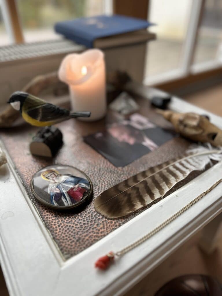 Ahnenaltar für das Ahnen-Retreat am Weltenhof